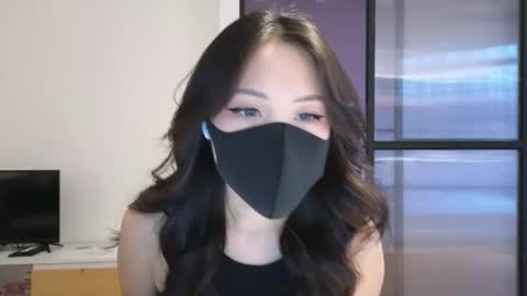 Snapshot of amyalwayshere chatting on 02.19.25 girl next door named Amy online show from 02.19.25