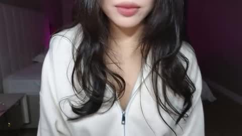 Snapshot of amyalwayshere chatting on 09.23.25 girl next door named Amy online show from 09.23.25