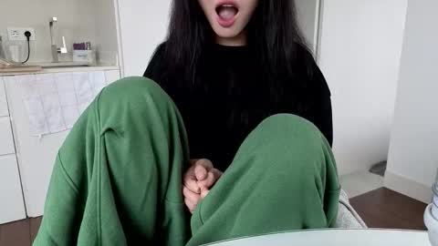 Snapshot of amyalwayshere chatting on 02.01.26 girl next door named Amy online show from 02.01.26