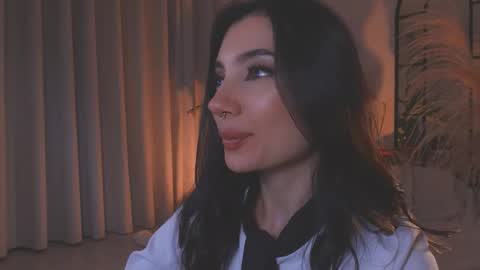 Amy Armstrong online show from 09.23.25