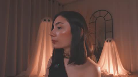 Amy Armstrong online show from 10.15.25