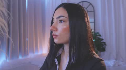 Amy Armstrong online show from 11.23.25