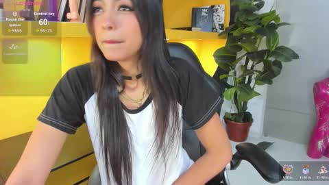 Amy online show from 11.08.25