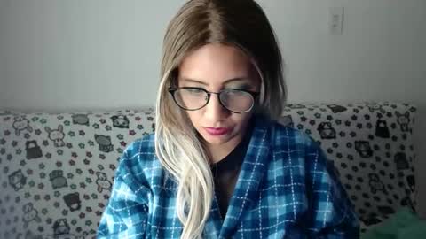 amycosplay99 online show from 01.27.25