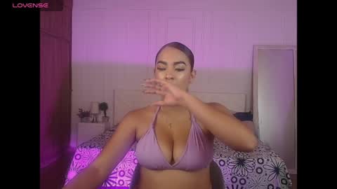 amyjohnsonn online show from 04.21.26