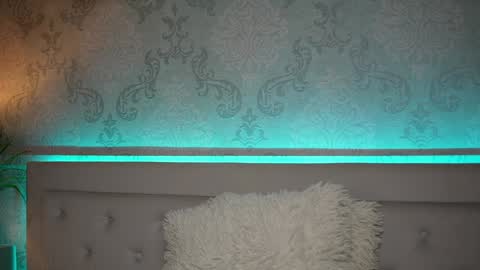 Snapshot of amykaiya chatting on 01.26.25 Amy online show from 01.26.25