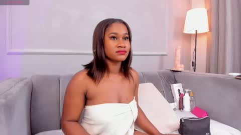 Snapshot of amykord chatting on 02.12.25 Amykord online show from 02.12.25