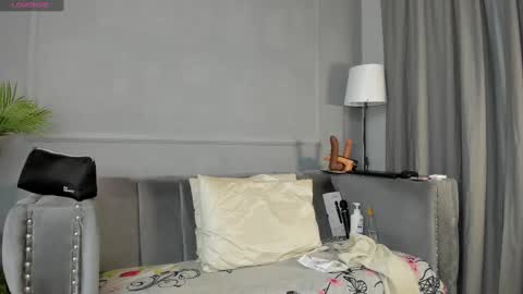 Snapshot of amykord chatting on 02.26.25 Amykord online show from 02.26.25