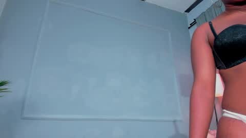 Snapshot of amykord chatting on 03.11.25 Amykord online show from 03.11.25