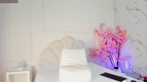 Snapshot of amykord chatting on 10.06.25 Amykord online show from 10.06.25