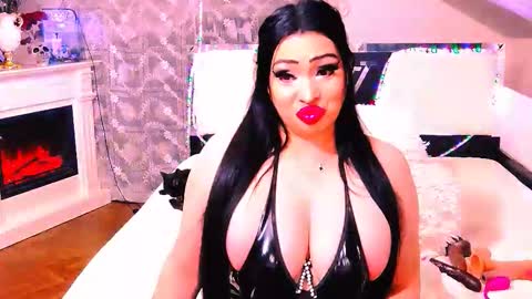 Snapshot of amyrarosera chatting on 01.18.26 Alimoonyia online show from 01.18.26