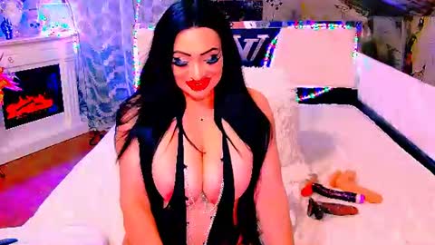 Snapshot of amyrarosera chatting on 06.30.26 Alimoonyia online show from 06.30.26