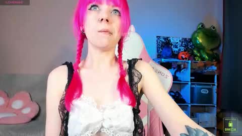 Amy Rose online show from 11.05.25