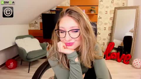 AmyRossie online show from 02.20.25