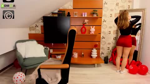 AmyRossie online show from 03.10.25