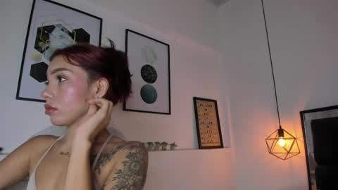 Snapshot of amysc chatting on 04.23.26 Amy online show from 04.23.26