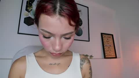Snapshot of amysc chatting on 04.24.26 Amy online show from 04.24.26