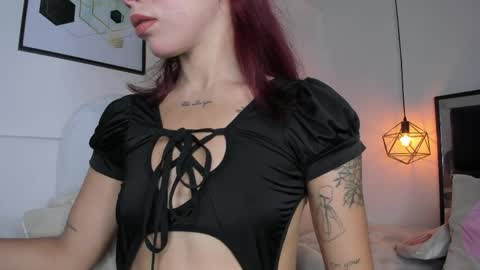 Snapshot of amysc chatting on 04.30.26 Amy online show from 04.30.26