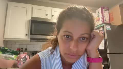 Snapshot of amysmilez chatting on 09.26.25 Amy Smilez online show from 09.26.25