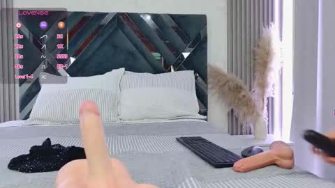 amytorres_ online show from 03.20.26