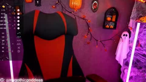 Amy switch Goddess divine Mistress   online show from 10.25.25