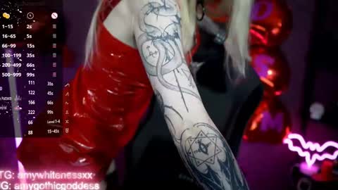 Snapshot of amywhitenessxx chatting on 02.14.26 Amy switch Goddess divine Mistress online show from 02.14.26