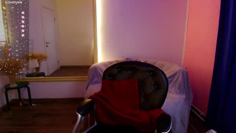 Angie online show from 02.07.25