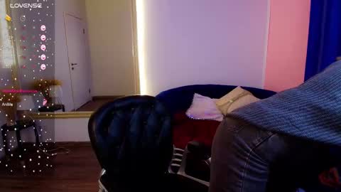 Angie online show from 02.16.25