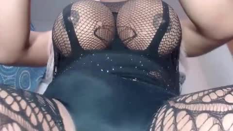 Snapshot of ana_bigcock chatting on 12.04.25 ana_bigcock online show from 12.04.25