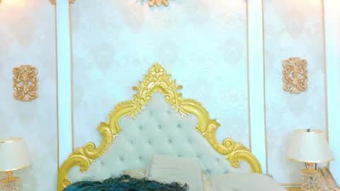 Snapshot of ana_bs chatting on 12.16.25 ana_bs online show from 12.16.25