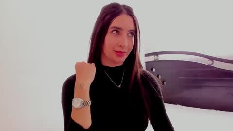 Ana  IG an castillo 1 online show from 12.16.24