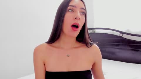 Ana  IG an castillo 1 online show from 01.31.25