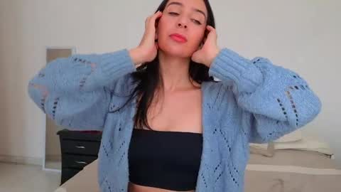 Snapshot of ana_castilo chatting on 04.05.26 Ana IG an castillo 1 online show from 04.05.26