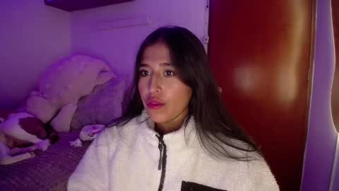 Snapshot of ana_m_ chatting on 02.04.25 Ana online show from 02.04.25