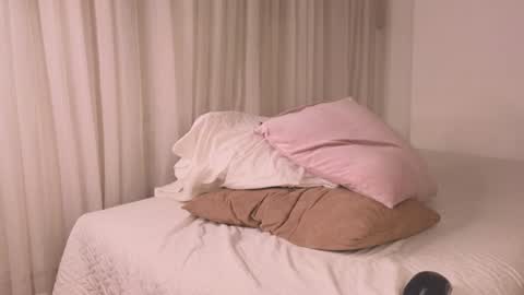 Snapshot of ana_maria11 chatting on 12.16.24 Ana online show from 12.16.24