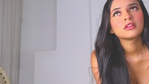 Snapshot of ana_maria11 chatting on 01.10.25 Ana online show from 01.10.25