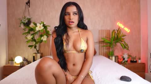 Snapshot of ana_maria11 chatting on 09.14.25 Ana online show from 09.14.25