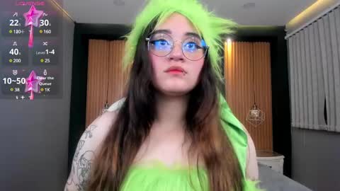 Snapshot of ana_taylor2 chatting on 12.24.24 Ana online show from 12.24.24