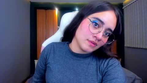 Snapshot of ana_taylor2 chatting on 03.01.25 Ana online show from 03.01.25