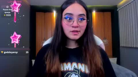 Snapshot of ana_taylor2 chatting on 03.07.25 Ana online show from 03.07.25