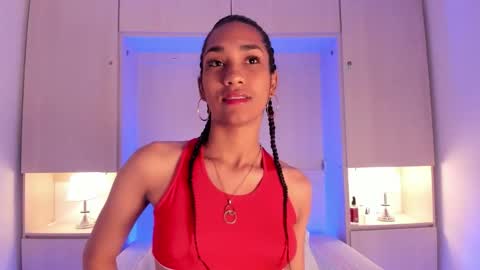 Snapshot of anaacollins_ chatting on 11.06.25 anaacollins_ online show from 11.06.25