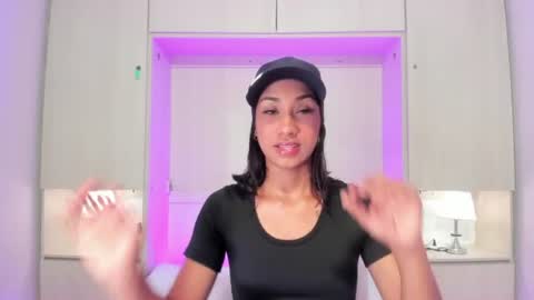 Snapshot of anaacollins_ chatting on 06.17.26 anaacollins_ online show from 06.17.26
