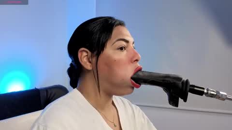 Snapshot of anabel693_ chatting on 04.25.26 Anabel Alice Gandara online show from 04.25.26