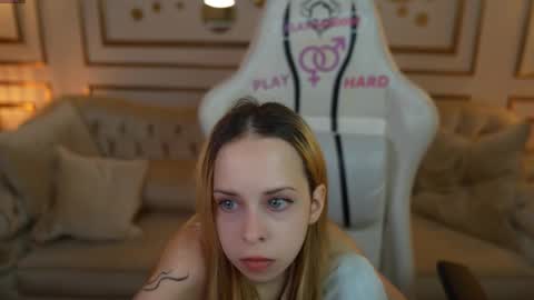 PLAYHARD054 online show from 10.06.25