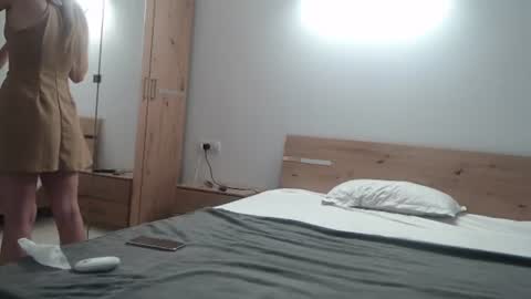 anabellaana11 online show from 06.15.26