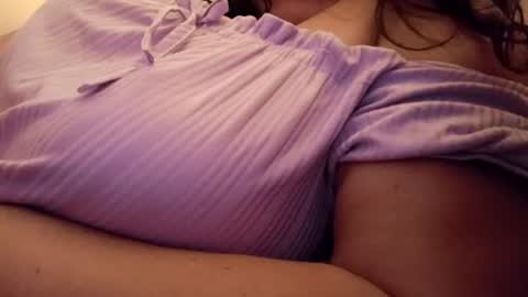 Snapshot of anabellovee chatting on 07.16.26 ANABELLOVEE online show from 07.16.26