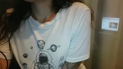 anabelucci_ online show from 02.13.26