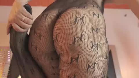 Ana Sofia Cooper online show from 10.20.25