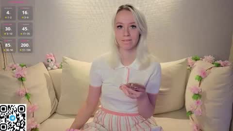 Snapshot of anadeya chatting on 11.27.25 Deya online show from 11.27.25