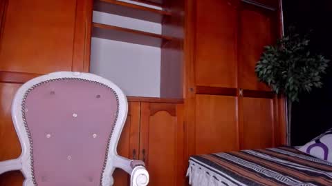 Snapshot of anahi__18 chatting on 02.25.26 Anahi online show from 02.25.26